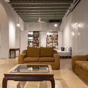 Cozy Studio Gem - Old - Near Attractions San Juan